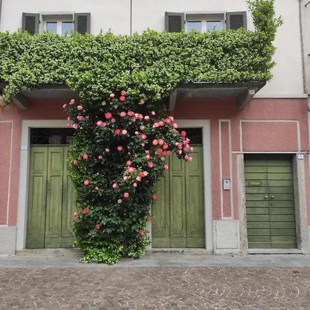 Appartement Secret Garden Mandello Mandello del Lario